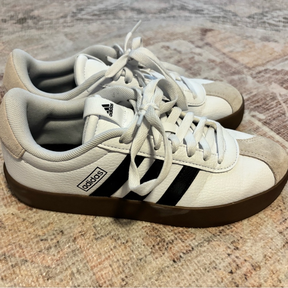 Adidas Women's VL Court 3.0 sneaker